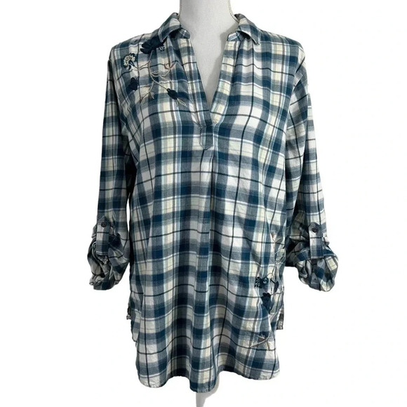 Sonoma Plaid Collared Blouse Large Blue White Embroidered Flowers 3/4 Sleeves - Picture 1 of 7